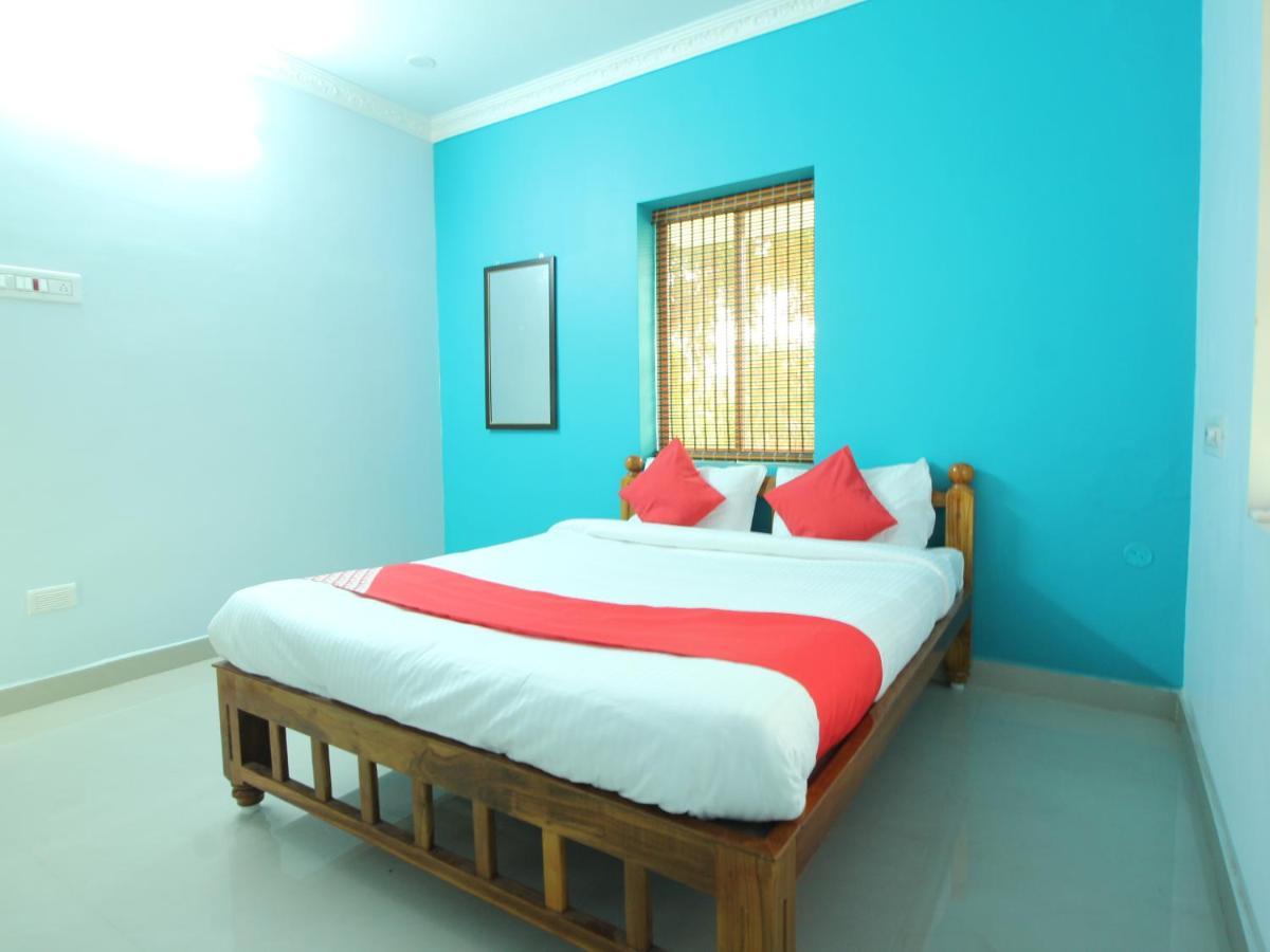 Jms Guest House Tirunallar Екстериор снимка