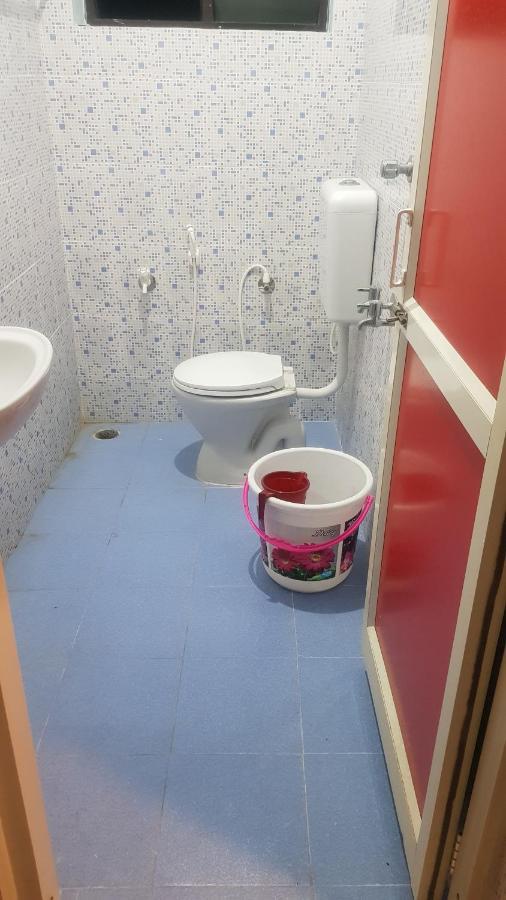 Jms Guest House Tirunallar Екстериор снимка