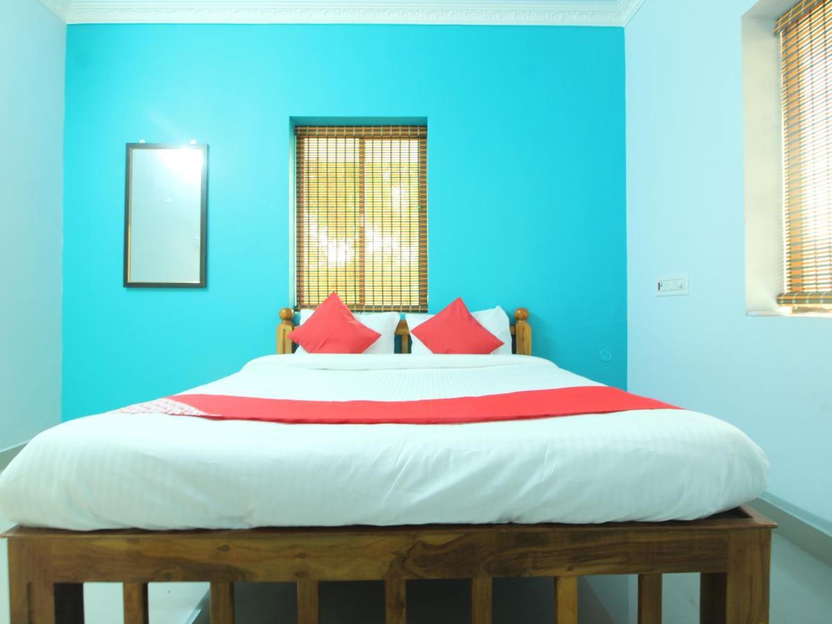 Jms Guest House Tirunallar Екстериор снимка